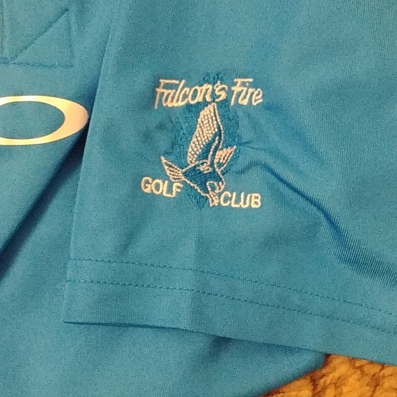 Oakley 'Falcon's Fire' logo golf shirt - Picture 2 of 4
